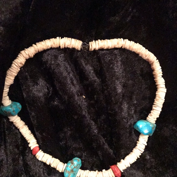 Puka turquoise helshi choker - Picture 3 of 8